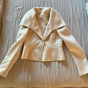 Beautiful excellent quality, Valentino vintage jacket. Size 12 UK sizing